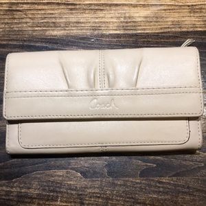 Vintage Ivory coach wallet